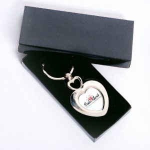 Brelok jednostronny metalowy serce z LOGO Twojej firmy M4