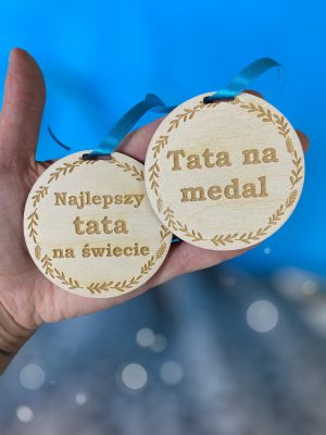 Medal drewniany na Dzień Taty Tata na medal