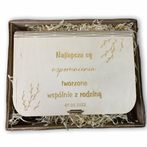 Pudełko drewniane na zdjęcia personalizacja skrzynka