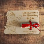 Mikołajkowy bon upominkowy drewniany grawerowany Mikołaj voucher_2