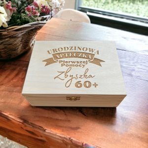 Urodzinowa apteczka pierwszej pomocy skrzynka na 60 urodziny Imię